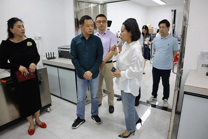 全联观察和CCTV9 全联观察和CCTV9